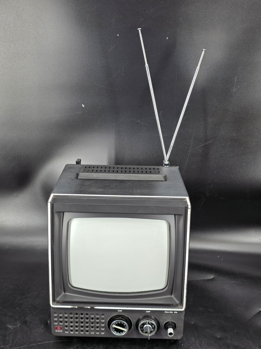 Vintage Hitachi CU-100 Solid State TV - WORKS | eBay