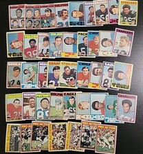 1972 Topps Football Card Lot - 44 Different Cards - W/ League Leaders