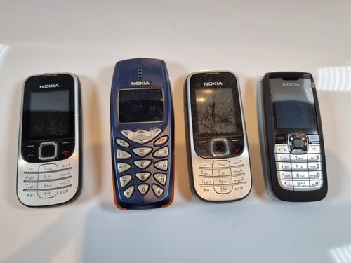 Nokia Vintage Mobile Phone Bundle Untested 3510 2610 2330 Classic - Afbeelding 1 van 6