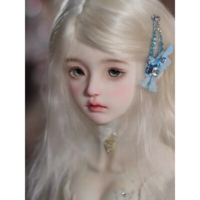 1/4 BJD Doll SD Resin Joint Eye Face Makeup Girl Cute and Girlish Bare Doll Gift