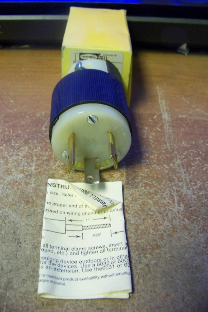125 VAC 30 A L5-30P, Hubbell Incorporated HBL2611 Twist-Lock 125 VAC 30 A L5-30P, Hubbell Incorporated HBL2611 Twist-Lock