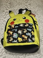 NUEVO EN LA BOLSA Mochila Pikachu Amarilla con varios personajes Pokémon