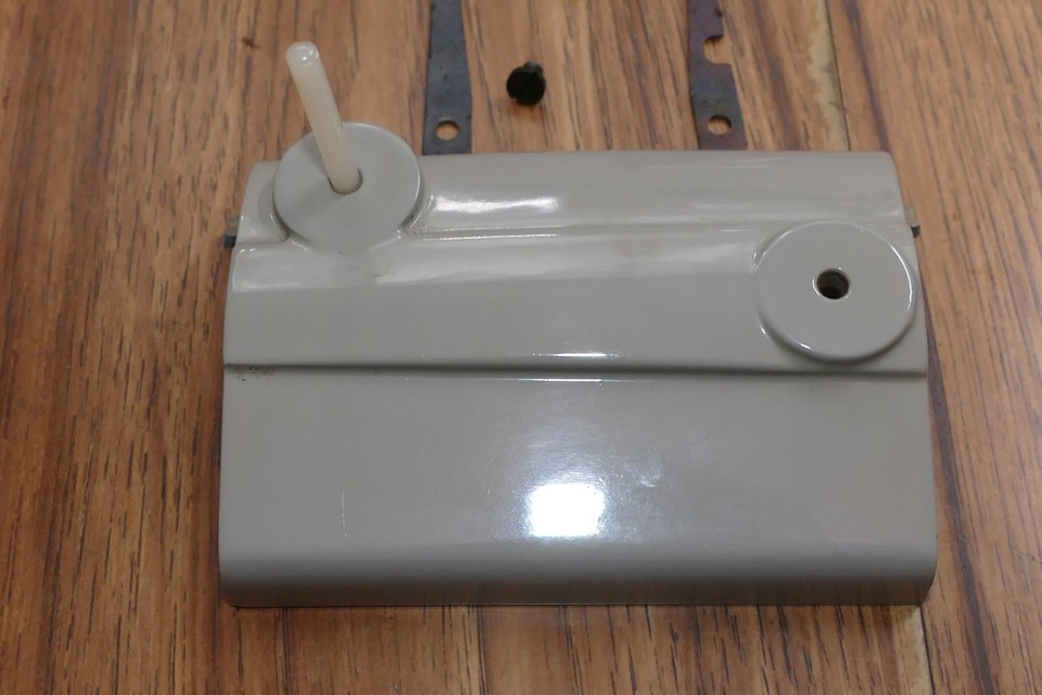 Singer 328k Sewing Machine Parts - Flip Up Lid/Spool Holder Cam Cover ...