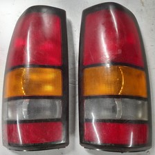 2005 Gmc Sierra 1500 Tail Lights - Driver Passenger Sides - Original Oem