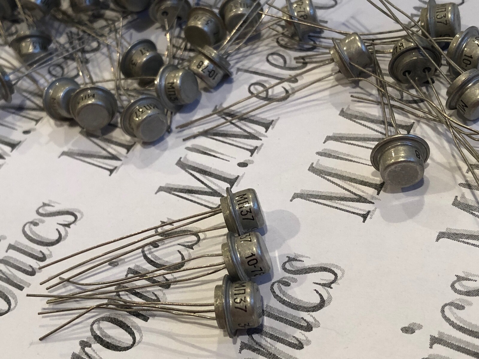 20x MP37 Russian Germanium NPN Transistor МП37 (HFE=15...30) NOS eBay