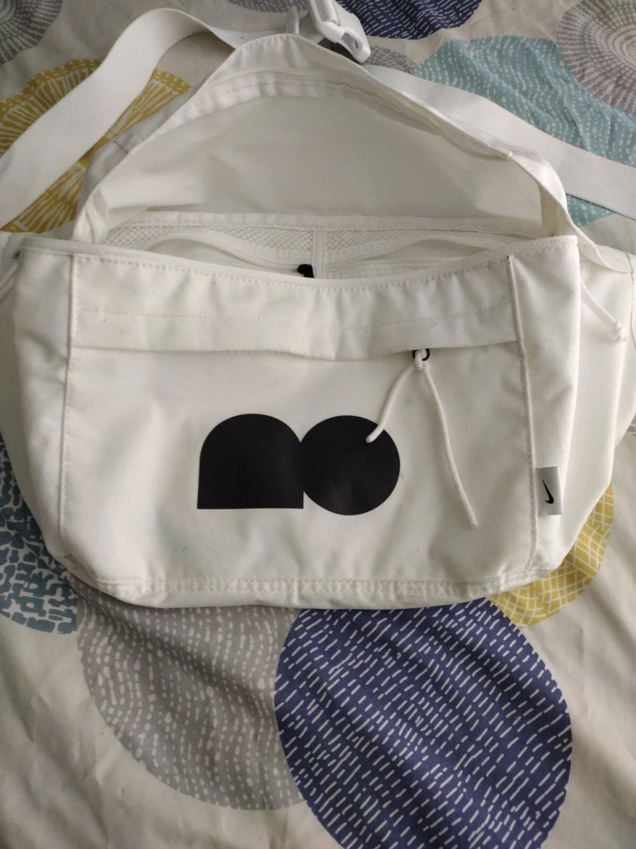 Nike Naomi Osaka Logo Large Tennis Fanny Pack Size 20.5 x 8 x 3