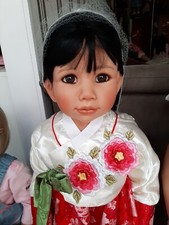 Künstlerpuppe " Sayuri" Monika Peter Leicht. Lim: 350