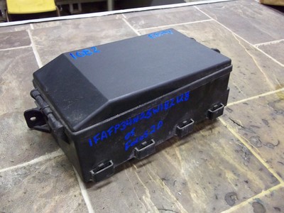 00 01 02 03 04 05 FORD FOCUS OEM ENGINE FUSE RELAY JUNCTION BOX | eBay