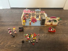 LEGO FRIENDS: Heartlake Cupcake Cafe (41119)