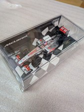Minichamps 1/43 F1  VODAFONE McLAREN MERCEDES MP4/27 J.BUTTON 2012 276936