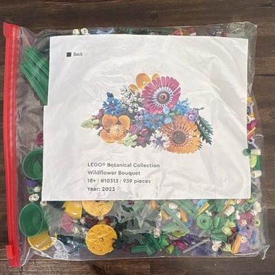 LEGO Botanical Collection Wildflower Bouquet 10313 939pc