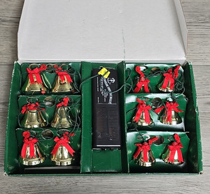 Caroling Christmas Bells Ye Merrie Minstrel | eBay