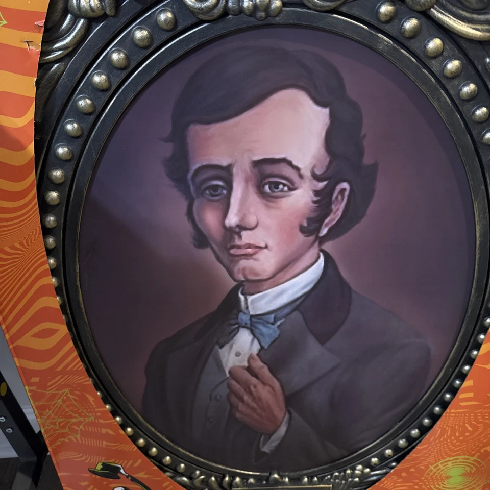 DISNEY 3,5 pies HUNTED MANSION MASTER GRACY RETRATO Luz Colgante Esqueleto ¡NUEVO! Foto 2 de 4