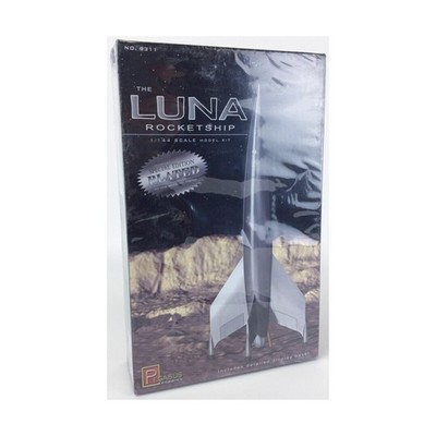Pegasus Sci-Fi Plast  Destination Moon - The Luna Rocketship Silver S SW (New)