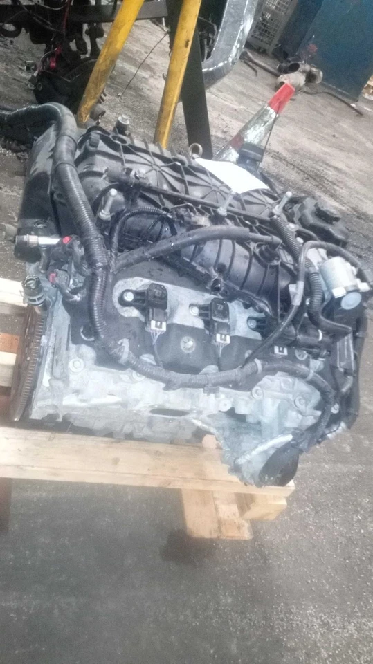 Conjunto completo de motor usado se adapta a: Cadillac Srx 2015 3,6 L VIN 3 octavo dígito opcional L Foto 2 de 4