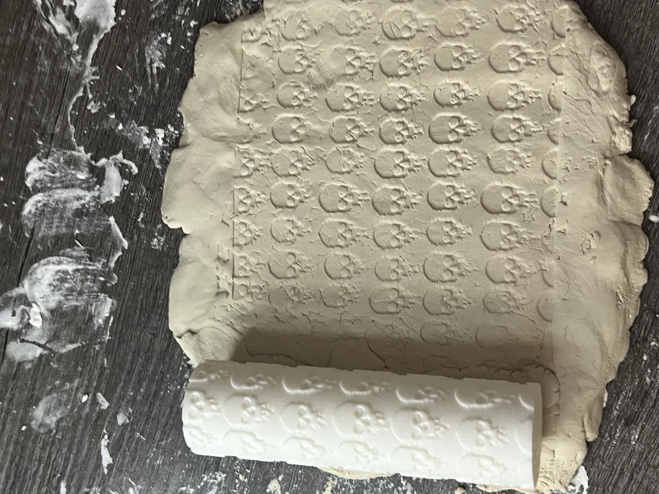 Rodillo de estampado con patrón de calavera con impresión 3D Foto 4 de 4