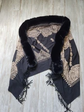 La Fiorentina Embellished Faux Fur Shawl Wrap Ruana Black Gold Tassels Soft Warm