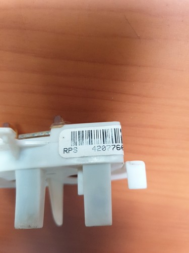 (55) FISHER AND PAYKEL WASHING MACHINE ROTOR POSITION SENSOR LATE MODEL 420776P - Picture 4 of 4