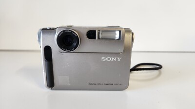 *UNTESTED* Sony DCR-F1 Digital Still Camera & Battery *READ*