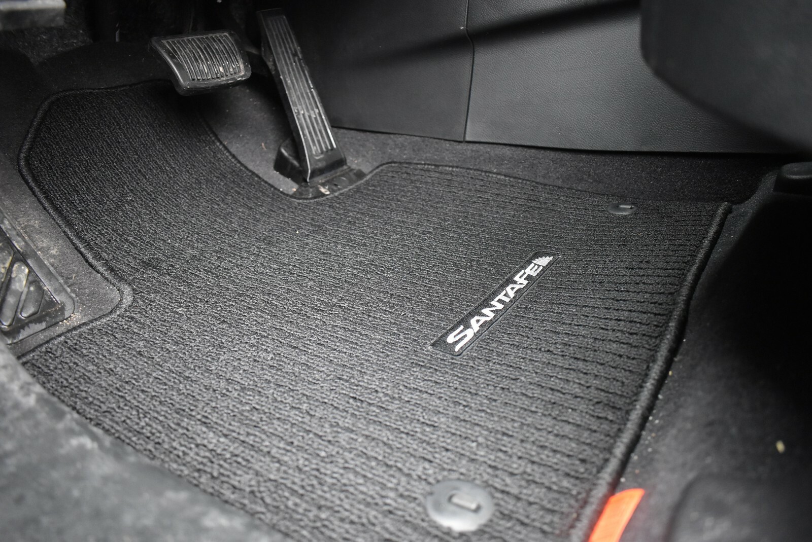 20132018 Hyundai Santa Fe Sport Floor Mats Genuine OEM Parts 4ZF14