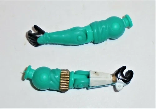 GI Joe Body Part 2003 Scalpel V1        Arm Set        C8.5 Very Good