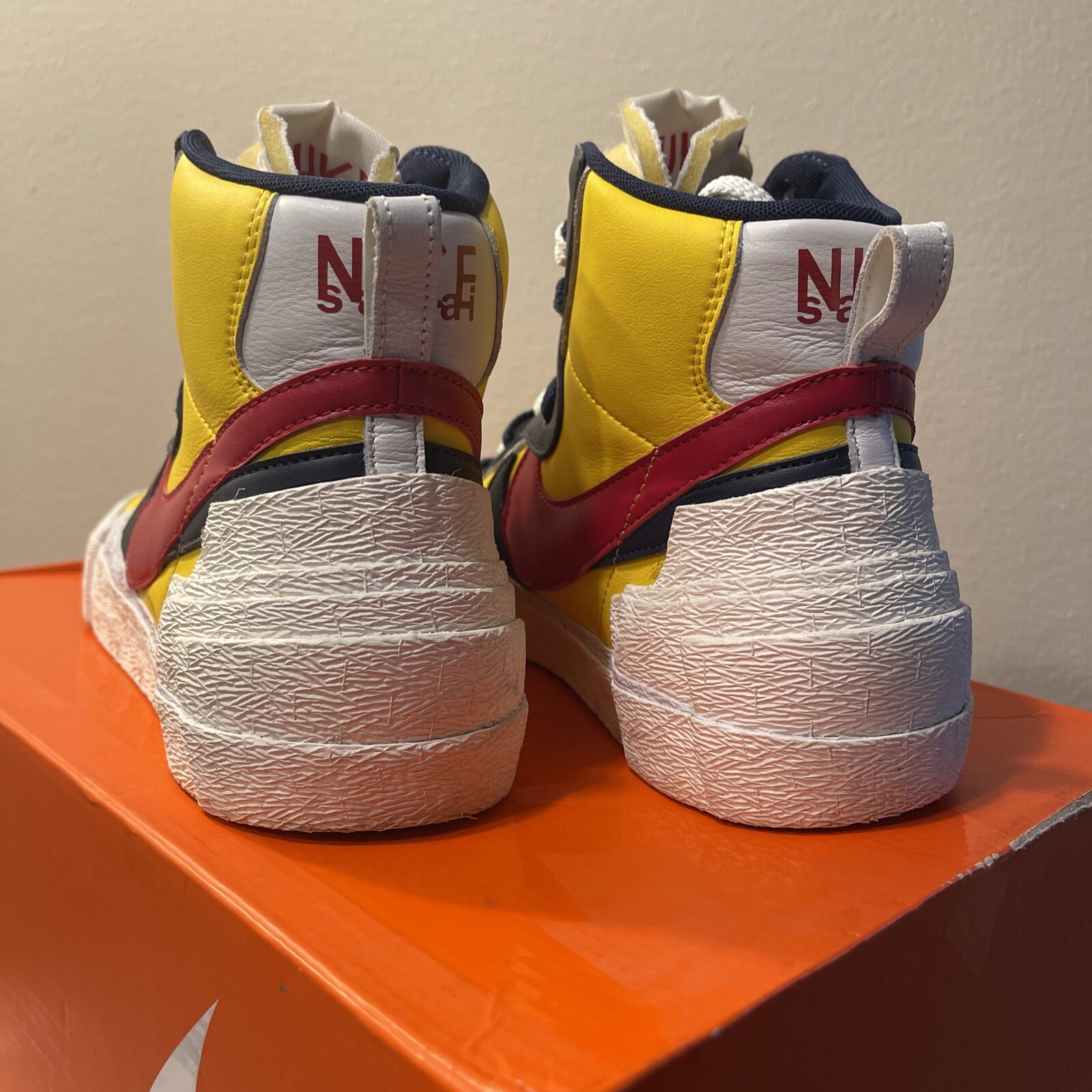 SACAI X NIKE Nike Blazer Mid x sacai varsity rosso mais taglia 10 DS nuovissima BV0072 700