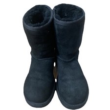 UGG Classic Short Boot Sheepskin Lining Size 5 Black Warm Comfort 5825