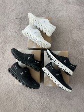 On Cloud 6 White and Black Lace-Up Low Top Running Shoes Sizes 7-12