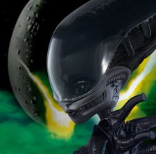 NOW IN HAND! Monster High Skullector Alien Doll - BNIB In Shippers Box 