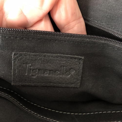 Mochila TIGNANELLO Bolso Multi Bolsillo Cuero Guijarro Negro Correas Ajustables - Imagen 11 de 21
