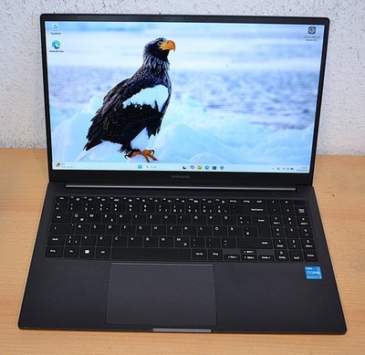 Samsung Galaxy Book 2  15,6''  Intel Core i3-1215U bis 4,00GHz 256GB SSD 8GB RAM