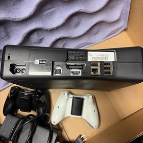 Microsoft Xbox 360 S Black 250GB, 2 Controllers , Power Cord, Tested And Works