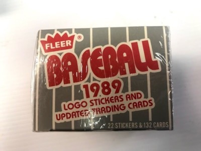Factory Sealed Fleer 1989 ML Baseball Traded Updates Set 132 Cards 22 Stickers