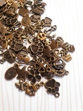 10/30 x Kleine Anhänger im Set Schmuckherstellung Basteln Deko Charms Bronze