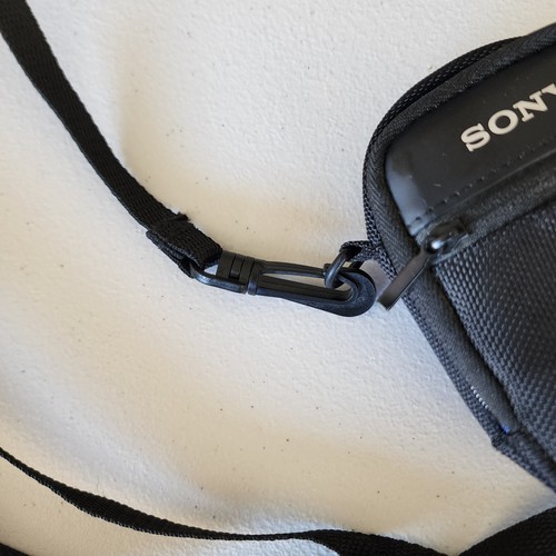 Sony Soft Carrying Camera Case for DSC-S/W/T/N Series Black Adjustable Strap - Picture 5 of 8
