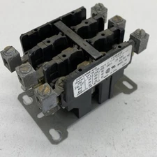 Products Unlimited 3100Y30Q9191B Contactor 30A 3-Pole 24VAC Coil 1149656