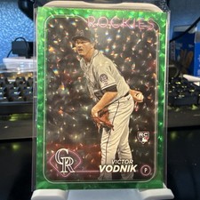 2024 Topps Series 2 - Victor Vodnik #607 Green Foil /499 (RC)