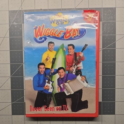 The Wiggles Wiggle Bay VHS 