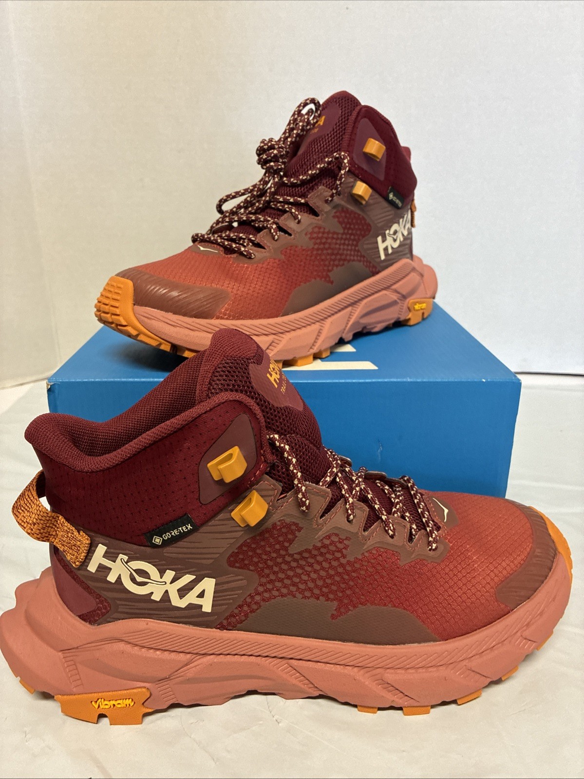 Hoka Trail Code GTX para mujer talla 6B