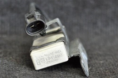 Toyota Yaris Mk2 Lüfterrelais für elektrische Kühler 246810-6110