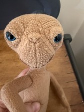E. T. the Extra Terrestrial 8 Plush Doll Universal Studio Alien Toy Factory