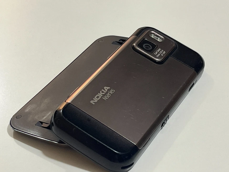 Original Nokia N97 mini Locked To Vodafone Rare Gsm Mobile Phone Finland - Image 4 of 4