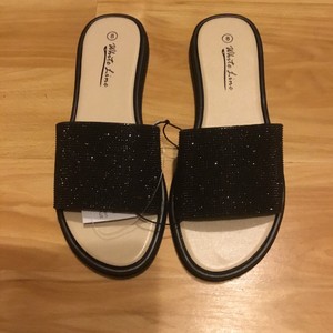 white line flip flops