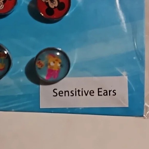 Disney Mickey, Minnie Mouse & Friends Stud Earrings One Pack of 16 Pairs New - Picture 5 of 10
