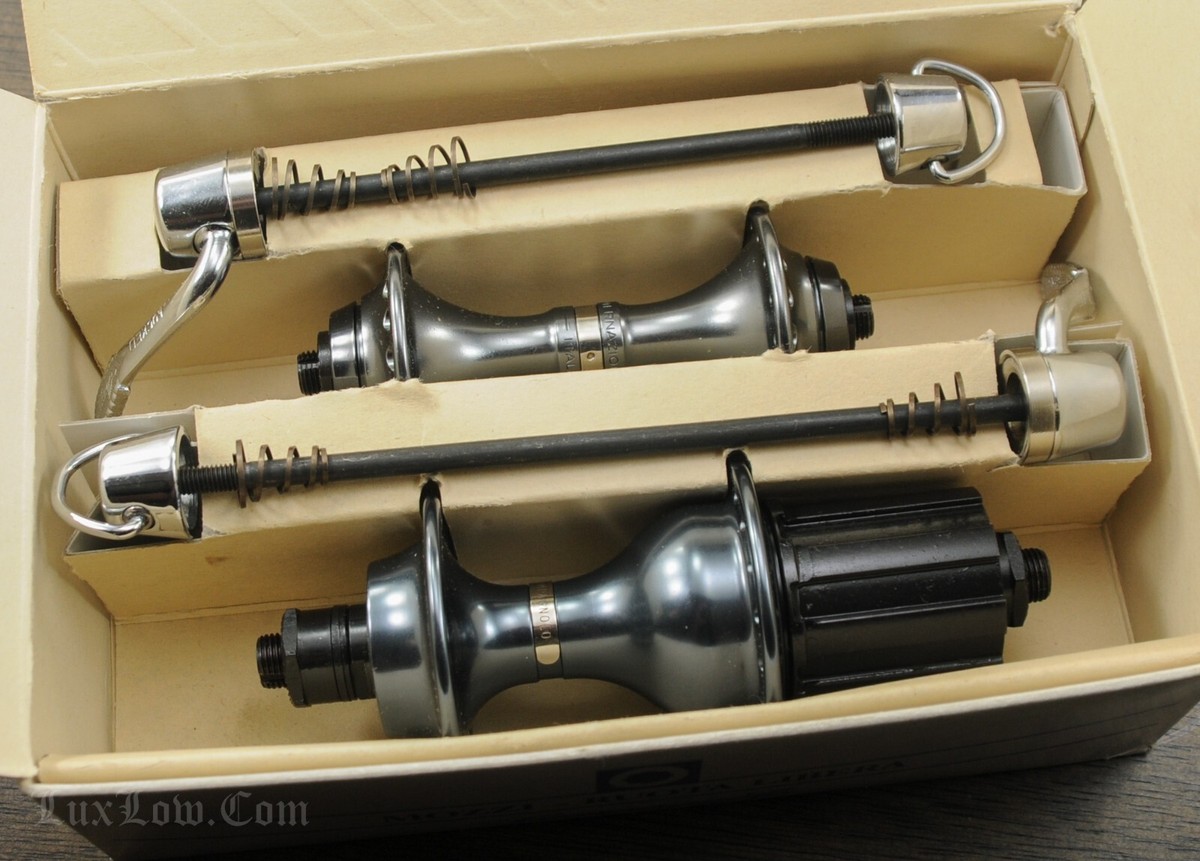 NOS Vintage Campagnolo C Record RoadBike 8 Speed HUBS NOS Vintage Campagnolo C Record RoadBike 8 Speed HUBS