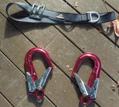 CRESTO Emergency Rescue Harness And Two Alu-H Eye Carabiners PPE Arborist