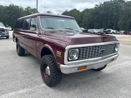 1972 CHEVROLET SUBURBAN 4x4 Built LS 4l60, front and rear air, leather, drive