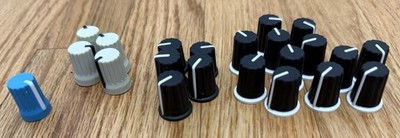 DJ TechTools Chroma Caps Pack  for Controller 22 Knobs, Black white Grey Blue