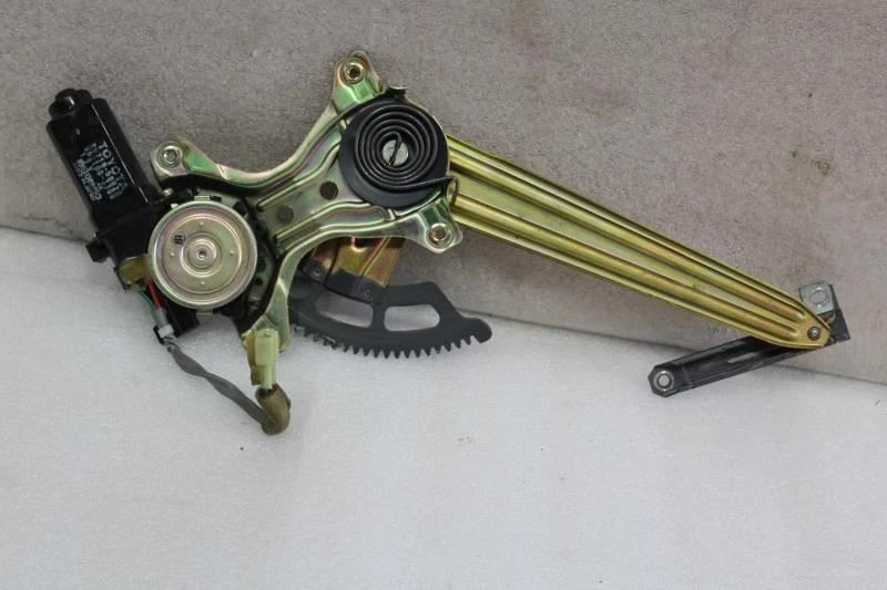 1990 年 LEXUS LS400 左驱动侧后门窗调节器 + 发动机 85710-50020 — 第 3/4 张图片