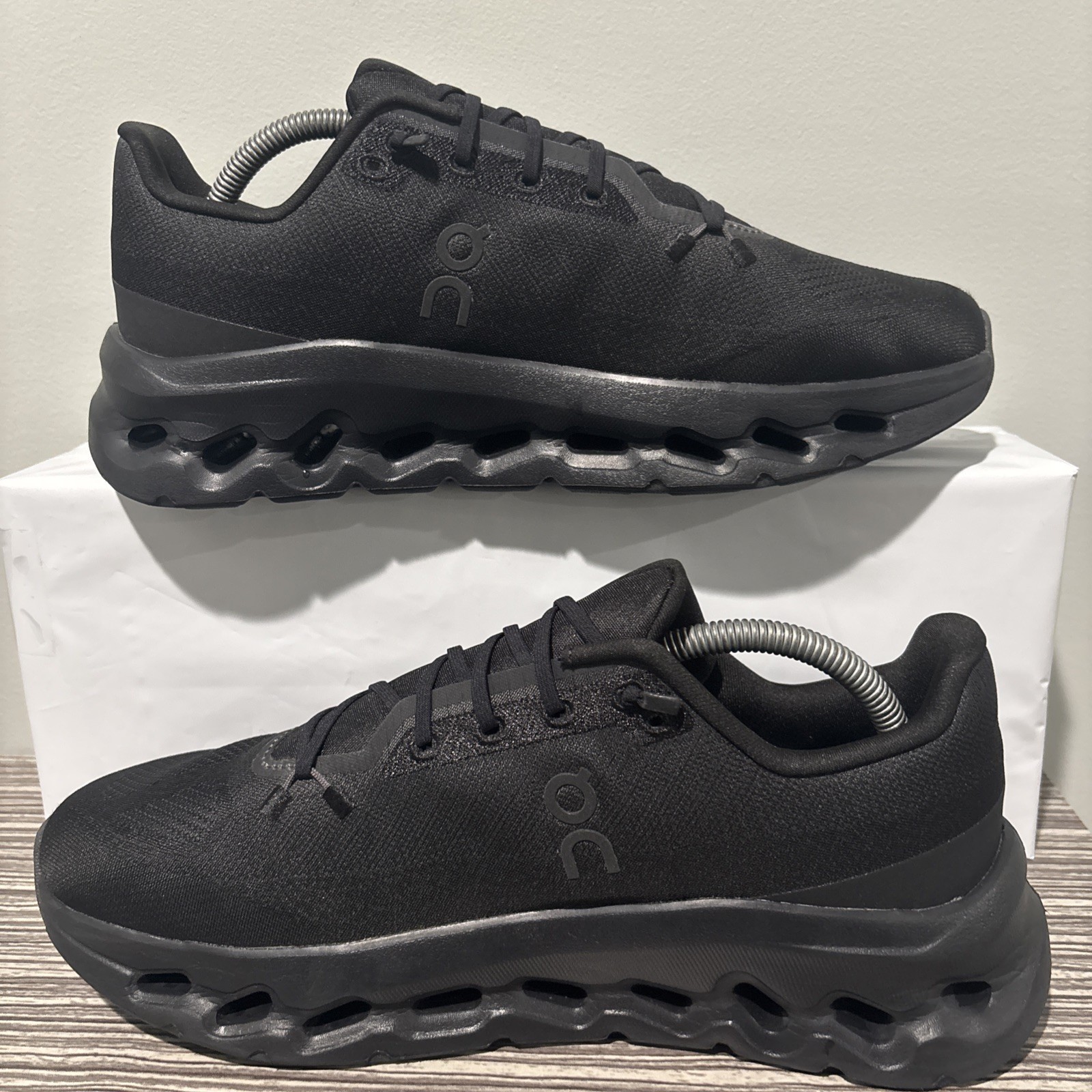 OnCloud CloudTilt Black Running Exercise Shoes Sn… - image 2
